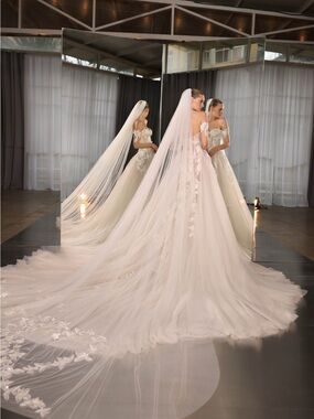 Galia Lahav UTOPIA VEIL